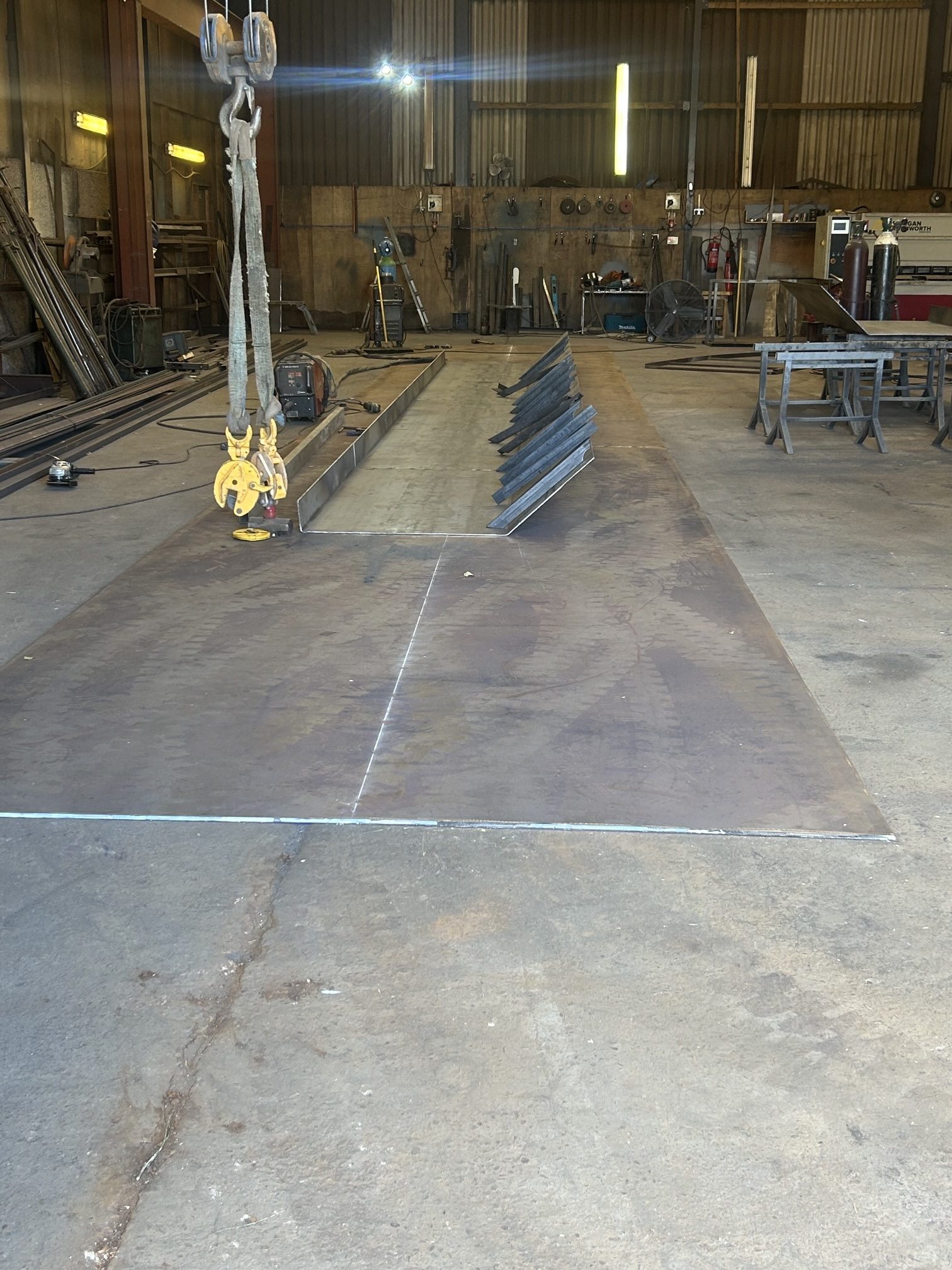 60FT X 11FT WIDE BEAM 